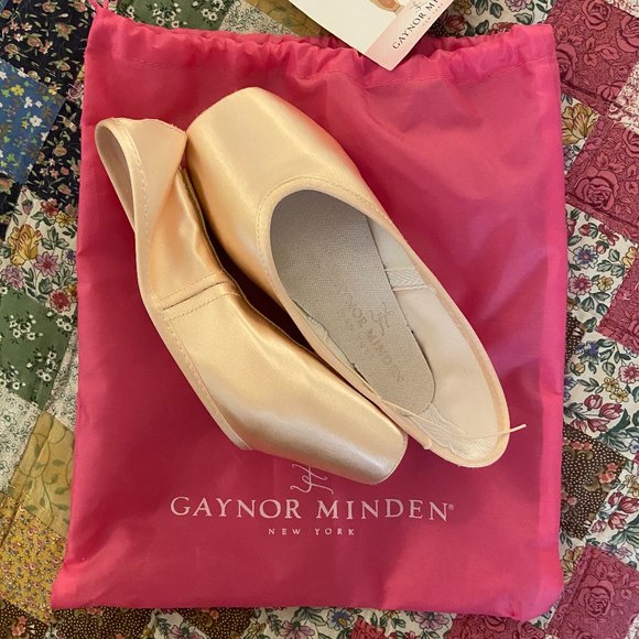 NEW w tags Gaynor Minden Pointe Shoes - 8W4SDH - S - Picture 1 of 6